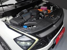 Kia Sportage 1.6 230 hp Automatic, снимка 6