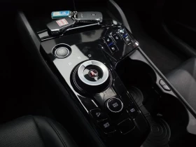 Kia Sportage 1.6 230 hp Automatic, снимка 9