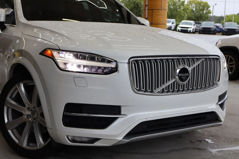 Volvo Xc90 Inscription От представителство* дистроник* пано* , снимка 3 - Автомобили и джипове - 47302970