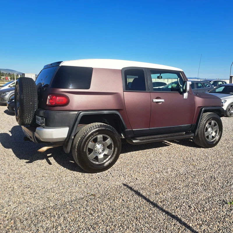 Toyota Fj cruiser 4.0 V6 24V (239 Hp)* 4X4* УНИКАТ!* , снимка 5 - Автомобили и джипове - 51806663