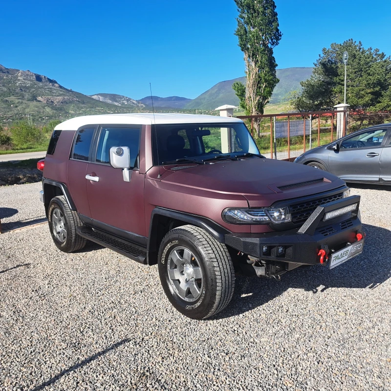 Toyota Fj cruiser 4.0 V6 24V (239 Hp)* 4X4* УНИКАТ!* , снимка 6 - Автомобили и джипове - 51806663