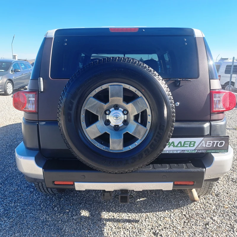 Toyota Fj cruiser 4.0 V6 24V (239 Hp)* 4X4* УНИКАТ!* , снимка 4 - Автомобили и джипове - 51806663