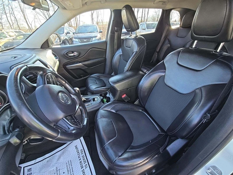 Jeep Cherokee, снимка 3 - Автомобили и джипове - 53154442