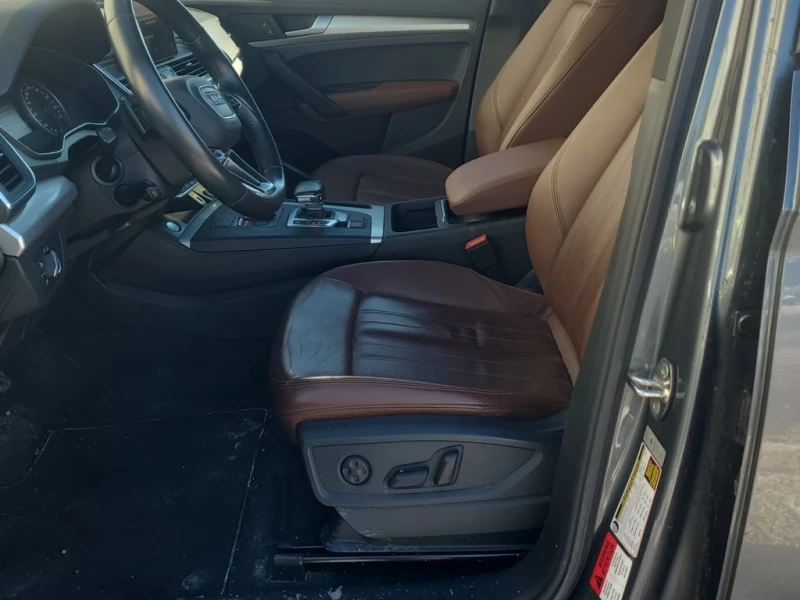 Audi Q5 * KOMFORT * CARFAX * , снимка 5 - Автомобили и джипове - 53180845