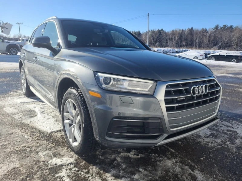Audi Q5 * KOMFORT * CARFAX * , снимка 2 - Автомобили и джипове - 53180845