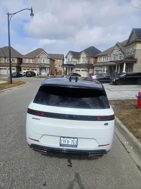 Land Rover Range Rover Sport * Dynamic SE * CARFAX * ПАНОРАМА * ДИСТРОНИК, снимка 4 - Автомобили и джипове - 54038345