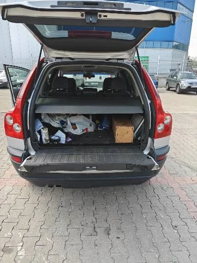 Volvo Xc90, снимка 8 - Автомобили и джипове - 54140925