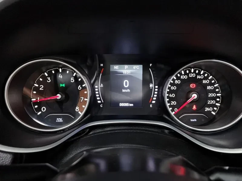 Jeep Compass 2.4 AWD , снимка 8 - Автомобили и джипове - 56462942