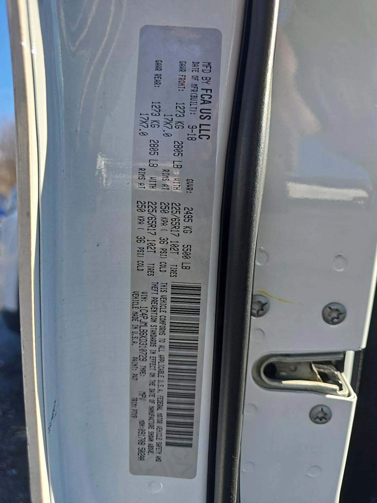 Jeep Cherokee  - изображение 2