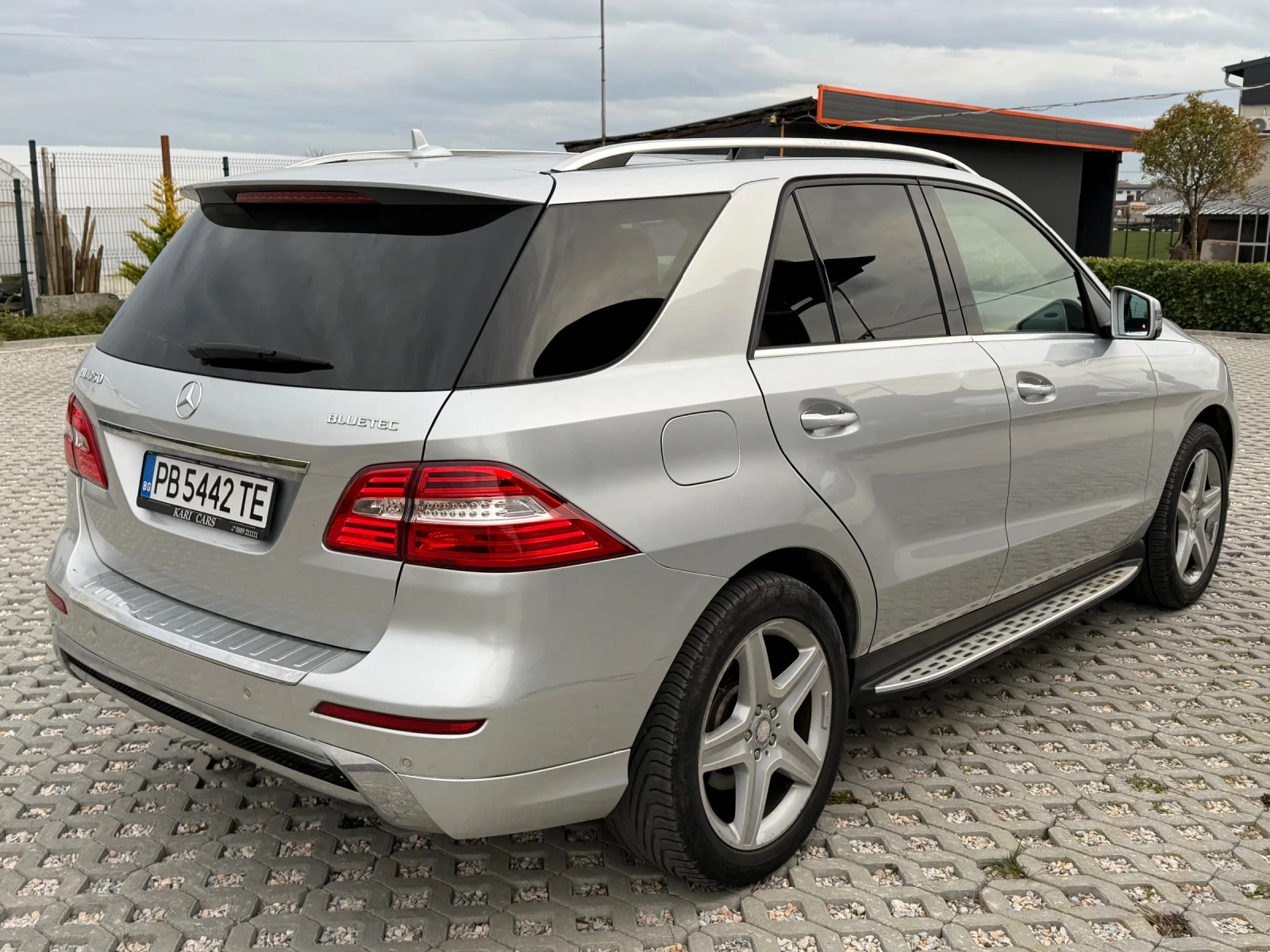 Mercedes-Benz ML 350 AMG LINE = KEYLESS GO = PANORAMA = BLIND ASSIST | Mobile.bg � ����������� 5
