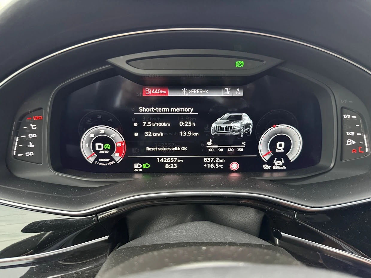 Audi Q8 50TDI S-LINE Black optic, снимка 7 - Автомобили и джипове - 53982046