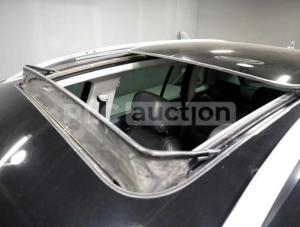 VW Tiguan, снимка 15 - Автомобили и джипове - 54126165