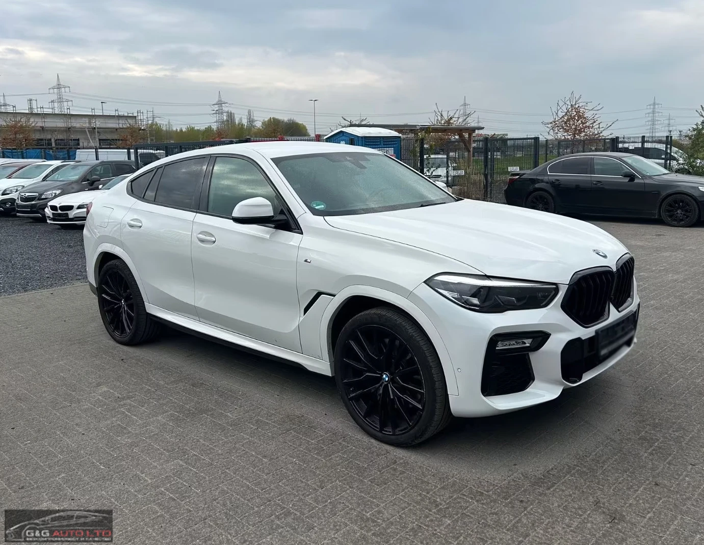 BMW X6 40i/340HP/4X4/M-SPORT/HUD/360/MEMO/NAVI/LED/194q | Mobile.bg � ����������� 4
