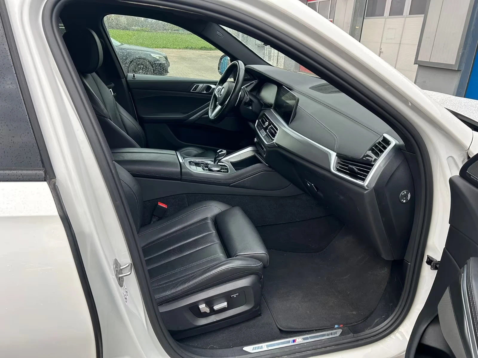 BMW X6 40i/340HP/4X4/M-SPORT/HUD/360/MEMO/NAVI/LED/194q | Mobile.bg � ����������� 13