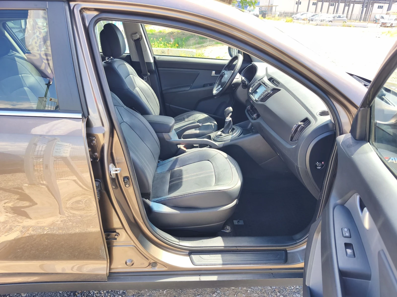 Kia Sportage AWD 4x4 , снимка 12 - Автомобили и джипове - 54725705