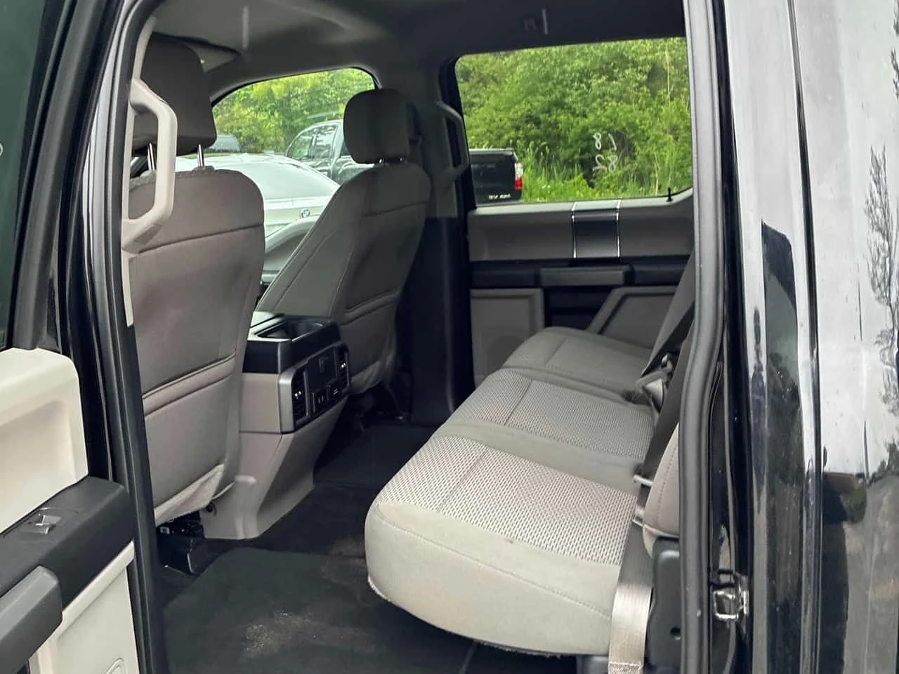 Ford F150 * 4WD SuperCrew 5.5' Box * CARFAX * ЦЕНА ДО БГ, снимка 11 - Автомобили и джипове - 55328112