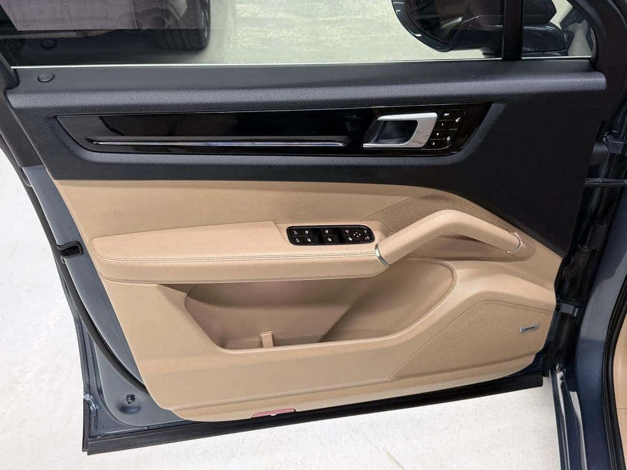 Porsche Cayenne SPORT CHRONO| NAV| BACKUP| BSM| BOSE SOUND| PANO| , снимка 7 - Автомобили и джипове - 55663669