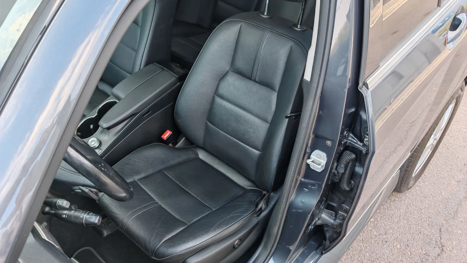 Mercedes-Benz GLK 350CDI-225k.ТОП СЪСТОЯНИЕ НАПЪЛНО ОБСЛУЖЕН , снимка 13 - Автомобили и джипове - 55809202