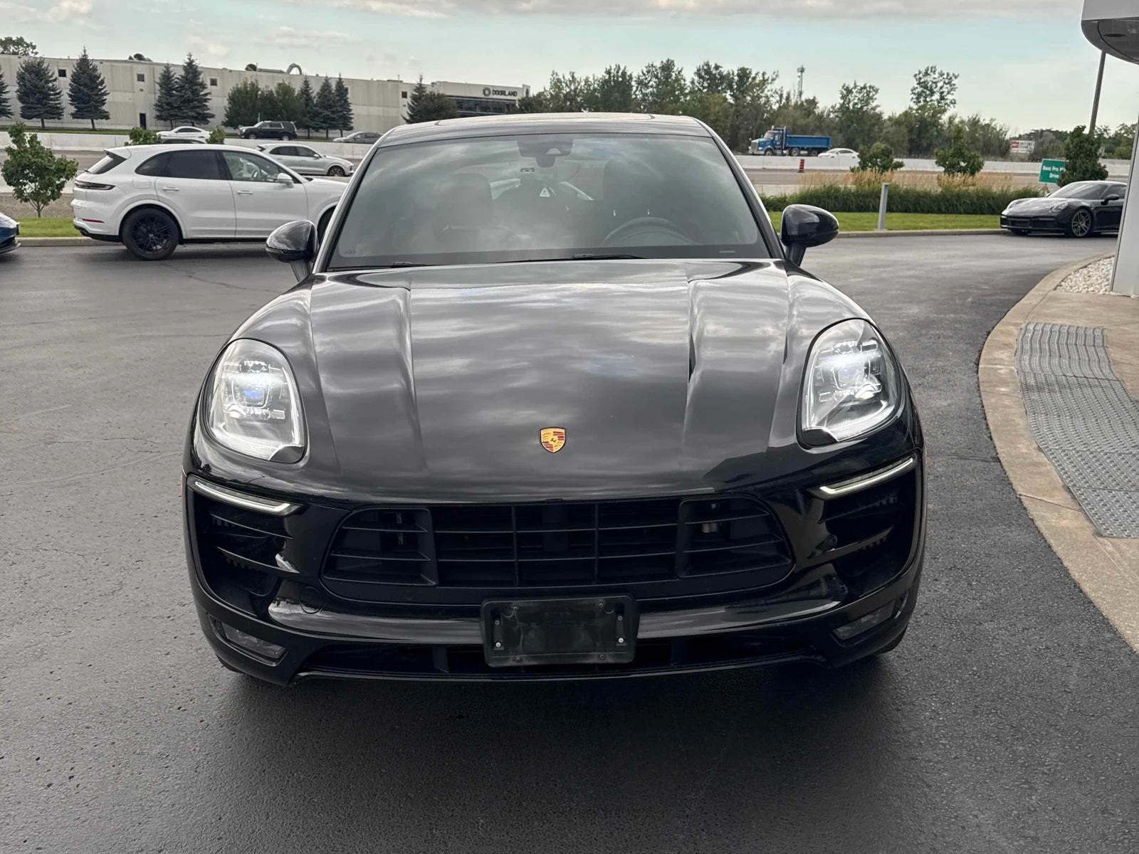 Porsche Macan * GTS * CARFAX * ОПЦИЯ ЗА ФИНАНСИРАНЕ, снимка 6 - Автомобили и джипове - 55874957