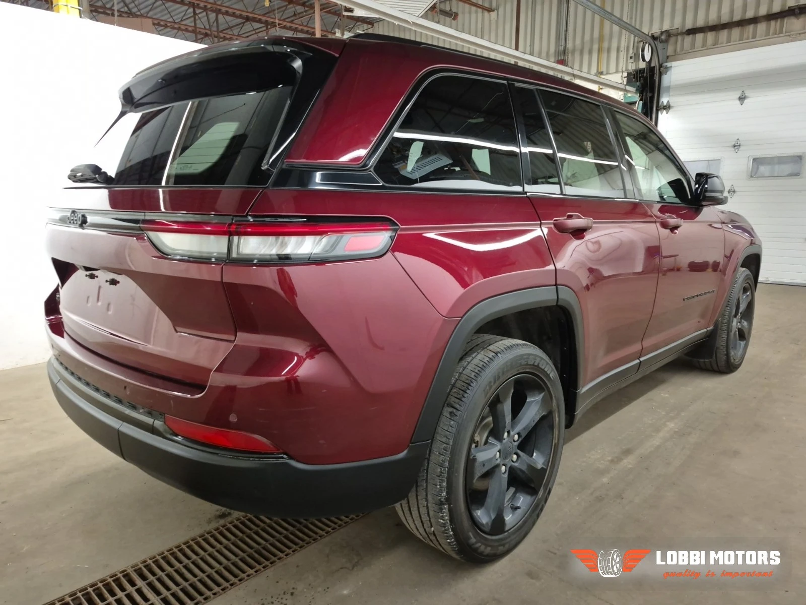 Jeep Grand cherokee, снимка 3 - Автомобили и джипове - 56102749