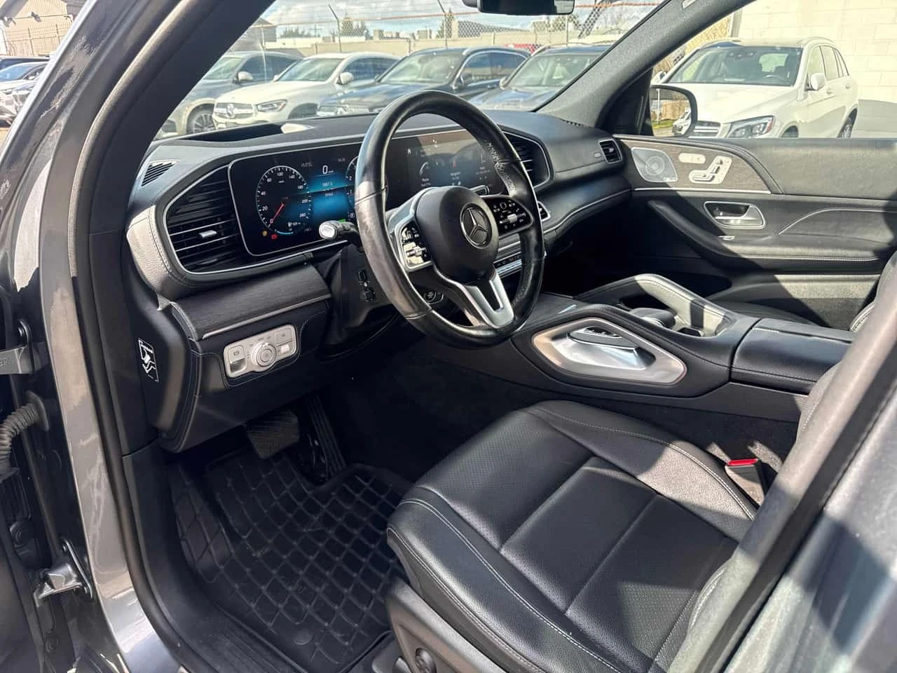 Mercedes-Benz GLE 450 450 4MATIC SUV| BURMESTER| DIS| HUD| 360| PANO, снимка 5 - Автомобили и джипове - 56253501