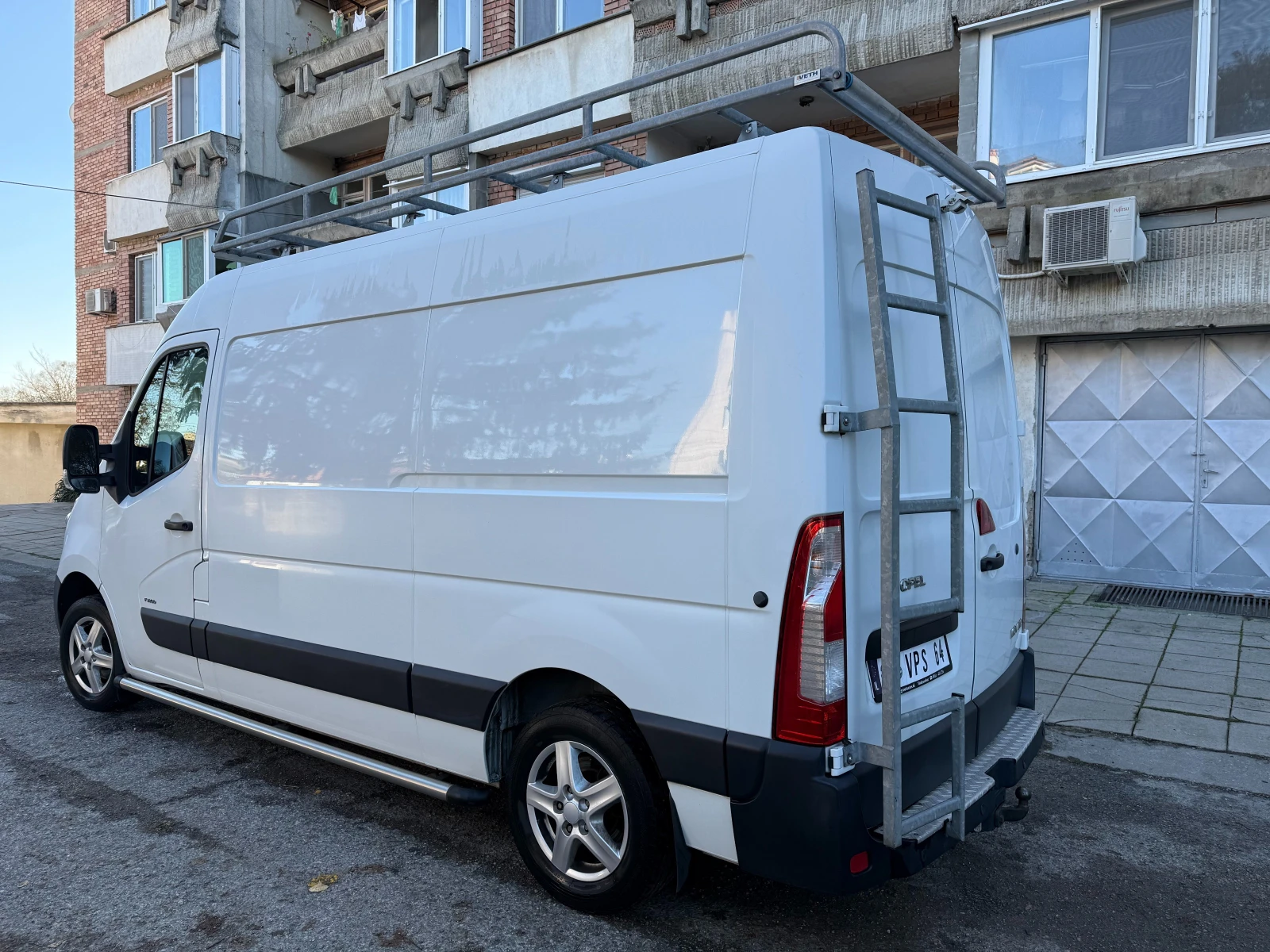 Opel Movano 2.3CDTI 125кс - изображение 4