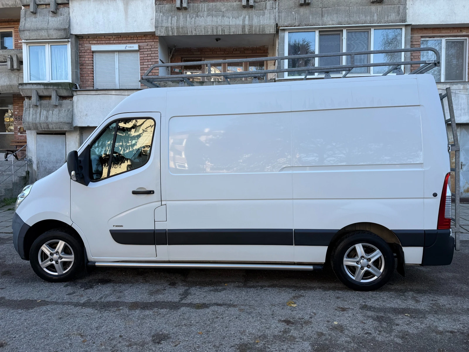 Opel Movano 2.3CDTI 125кс - изображение 8