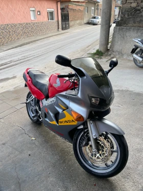 Обява за продажба на Honda Vfr 800 ~4 200 лв. - изображение 1