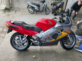 Обява за продажба на Honda Vfr 800 ~4 200 лв. - изображение 1