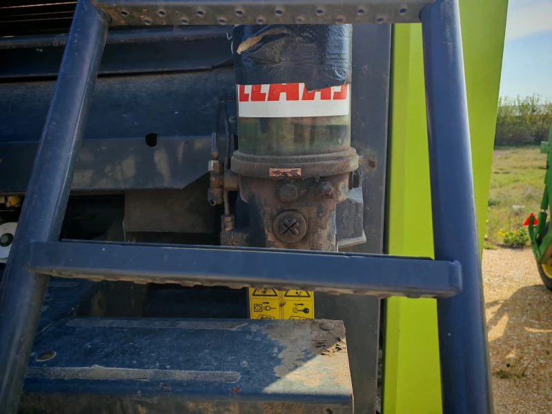 Балировачка Claas ROLLANT 375 UNIWRAP лизинг с първоначална внос 20%, снимка 5 - Селскостопанска техника - 50168921