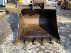 Багер JCB 34т JS330, снимка 15