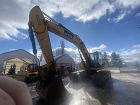 Багер JCB 34т JS330, снимка 2