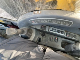 Багер JCB JS330, снимка 17