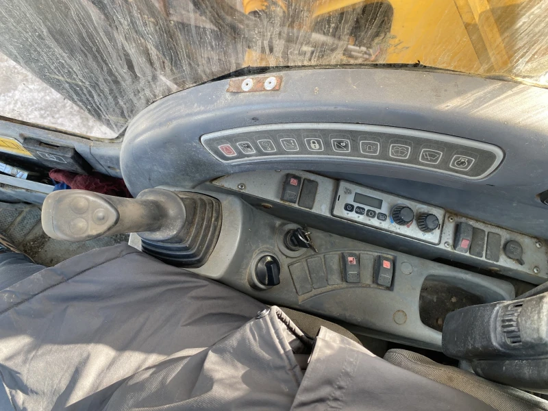 Багер JCB JS330, снимка 17 - Индустриална техника - 53085815