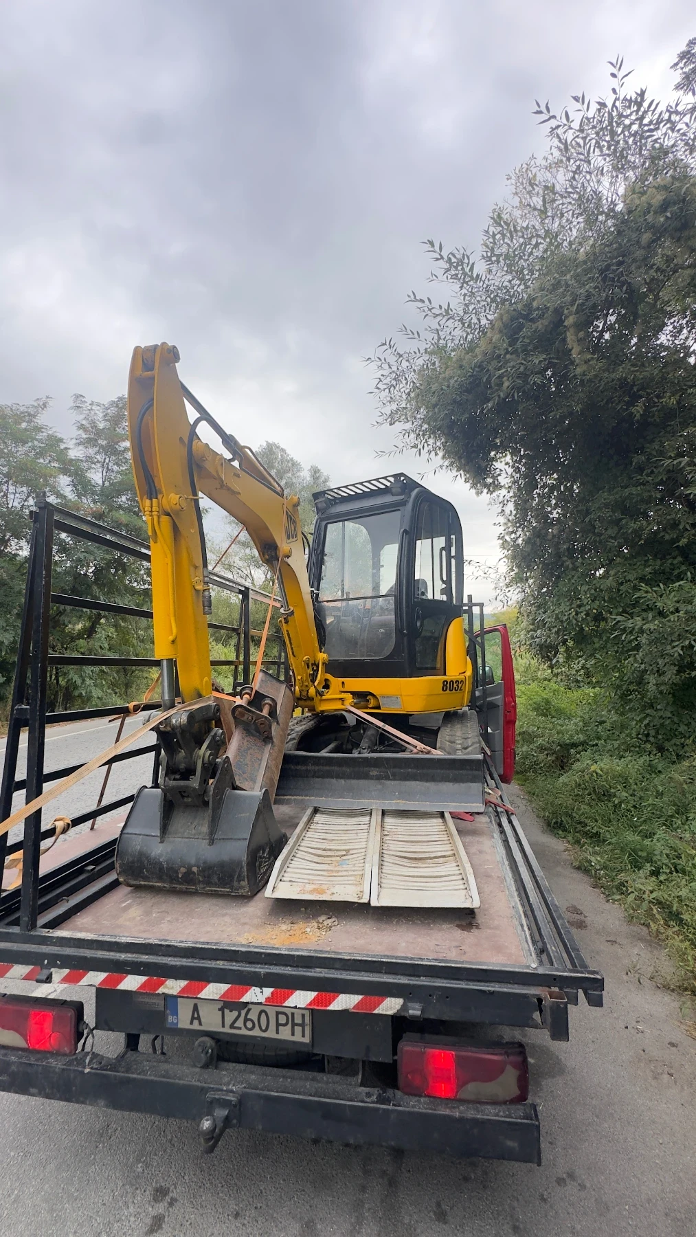 Багер JCB 8032 - изображение 2