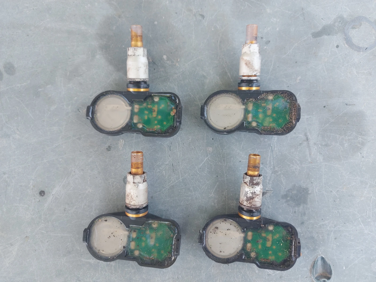     Toyota Auris  | Mobile.bg   6