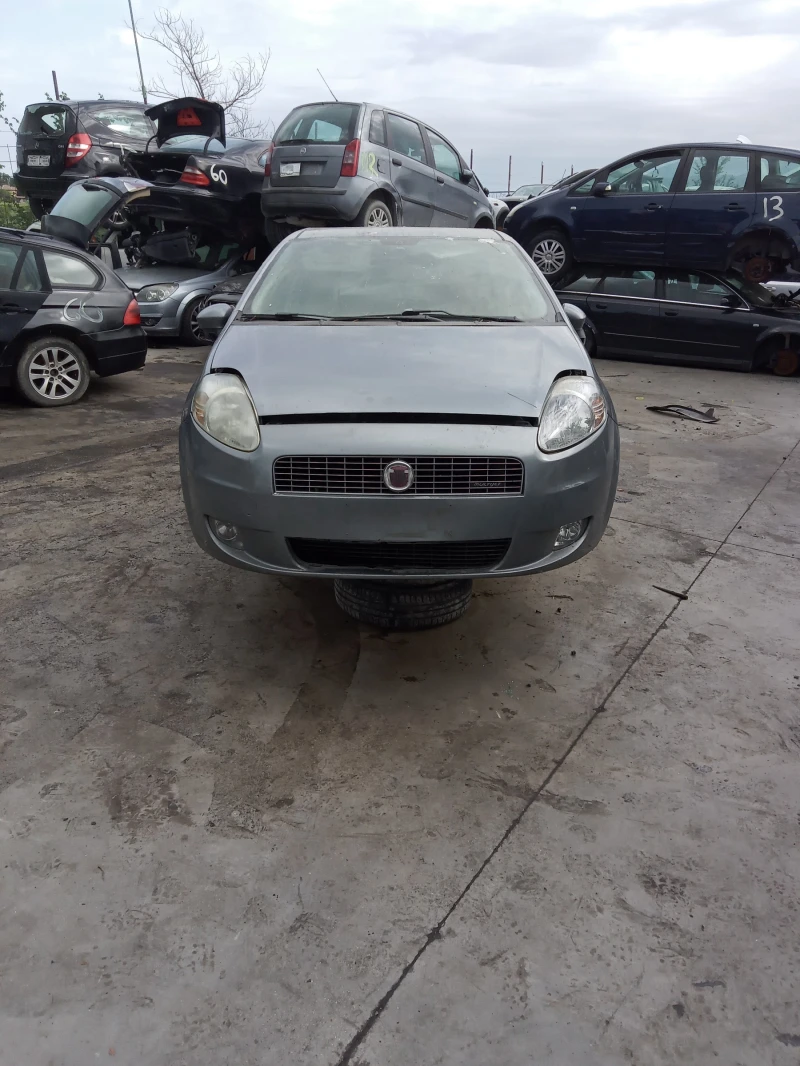 Fiat Punto 1,3 jtd 1.2i, снимка 1 - Автомобили и джипове - 45613882