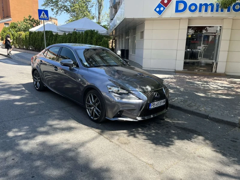 Lexus IS 300 Хибрид, снимка 1 - Автомобили и джипове - 46874096