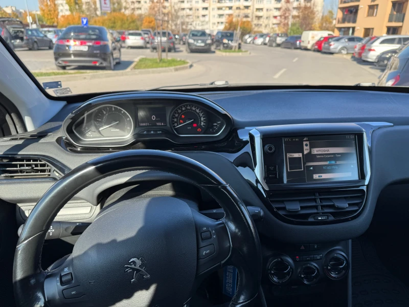 Peugeot 208 1.4 HDI, снимка 5 - Автомобили и джипове - 48125465