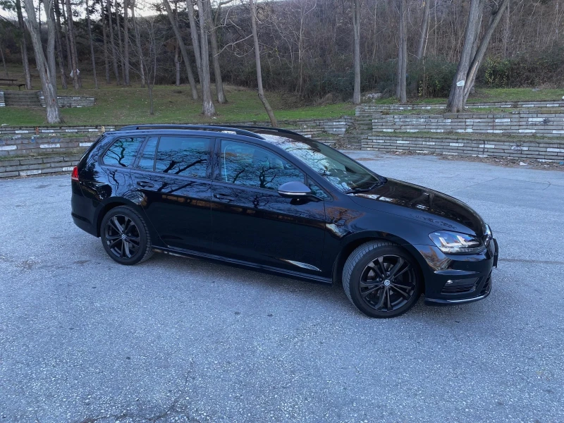 VW Golf VII R-Line, снимка 3 - Автомобили и джипове - 48382534