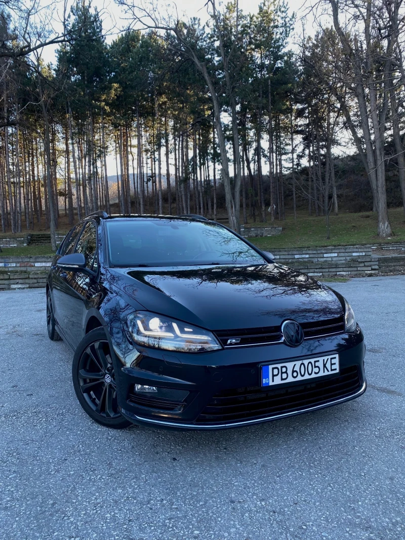 VW Golf VII R-Line, снимка 1 - Автомобили и джипове - 48382534