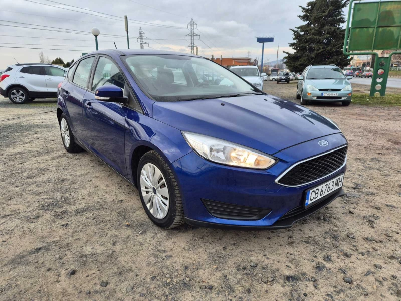 Ford Focus 1.0i Ecoboost, снимка 7 - Автомобили и джипове - 48888263