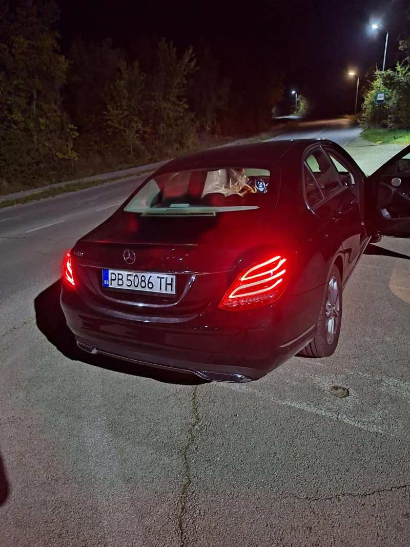 Mercedes-Benz C 220 2.2d, снимка 2 - Автомобили и джипове - 48926171