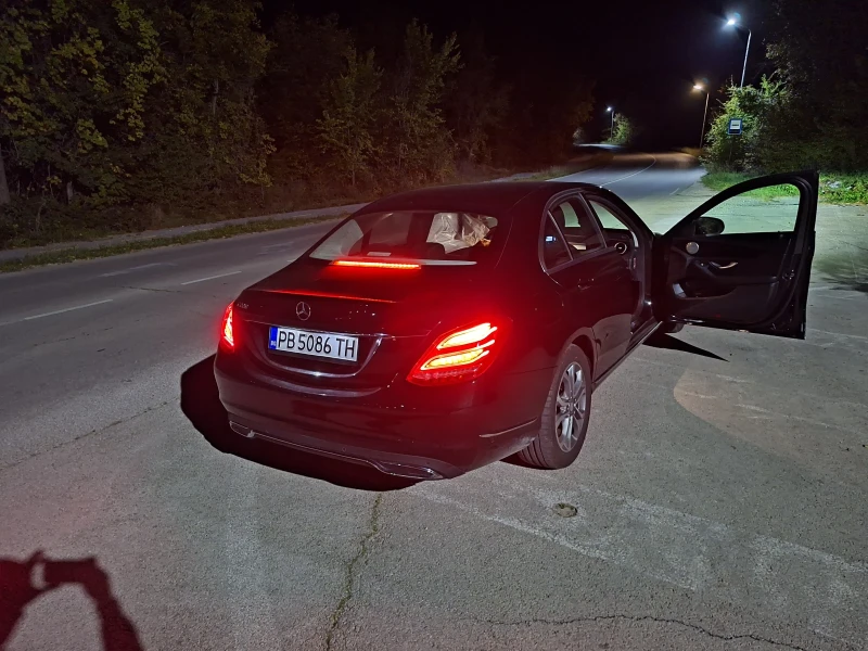 Mercedes-Benz C 220 2.2d, снимка 3 - Автомобили и джипове - 48926171