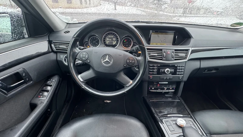 Mercedes-Benz E 300 AVANGARDE , снимка 7 - Автомобили и джипове - 49168956