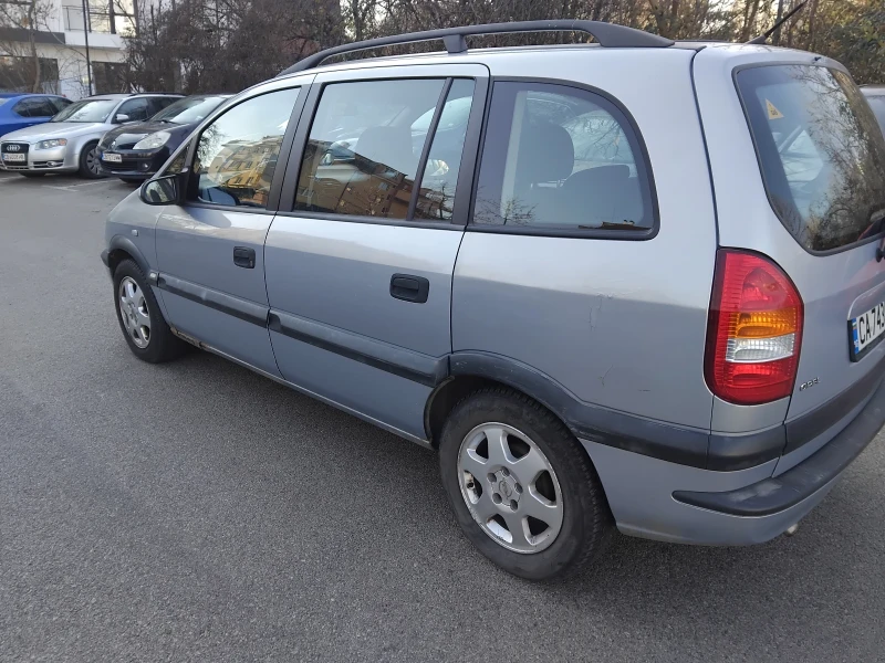 Opel Zafira 1.6 Gazov ijekcion, снимка 7 - Автомобили и джипове - 49240568