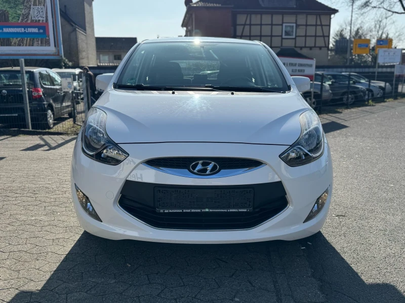 Hyundai Ix20 АВТОМАТИК БЕНЗИН 1.6 125к.с. ПОДГРЕВ , снимка 2 - Автомобили и джипове - 49564022