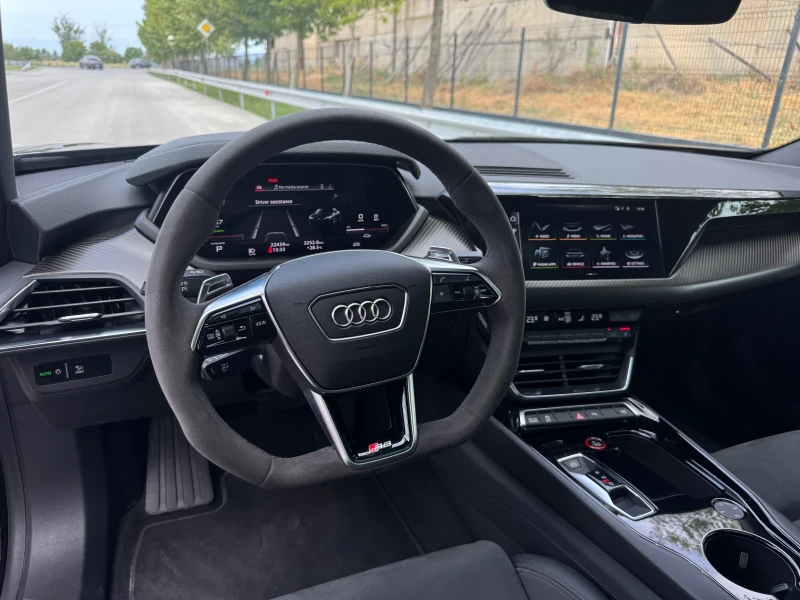 Audi E-Tron GT RS/ LASER/ QUATTRO/ PANO/ CAMERA/ ГАРАНЦИЯ, снимка 6 - Автомобили и джипове - 52561562