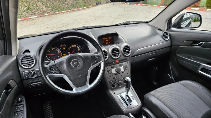 Opel Antara 2.0 Cdti Cosmo/Avtomat/Koja/4x4, снимка 9 - Автомобили и джипове - 52614609