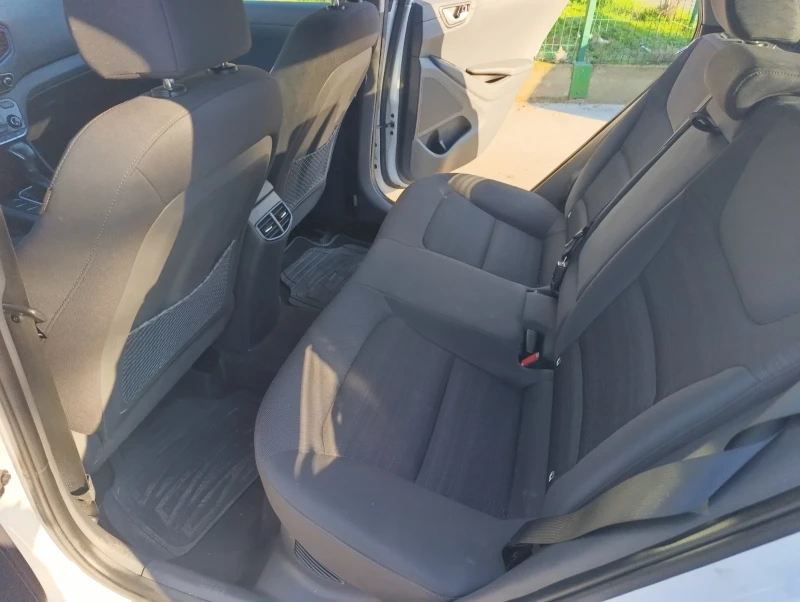 Hyundai Ioniq Хибрид, снимка 10 - Автомобили и джипове - 52788467